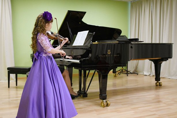 Детская музыкальная школа им. М.П. Мусоргского объявляет дополнительный набор на 2021-2022 учебный год