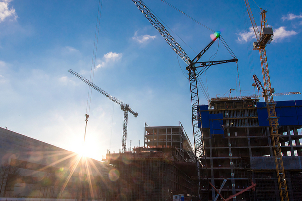  Собянин: Увеличение авансовых платежей подрядчикам до 70% снизит риски строительных проектов города